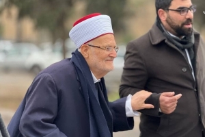 هكذا رد الشيخ صبري على منع الاحتلال دخوله الأقصى