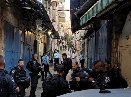 الاحتلال يخلي منزل عائلة "صب لبن" بالقدس ويسلمه للمستوطنين