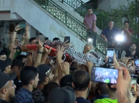 5 شهداء و25 جريحا في انفجار خلال مسيرة شرقي غزة