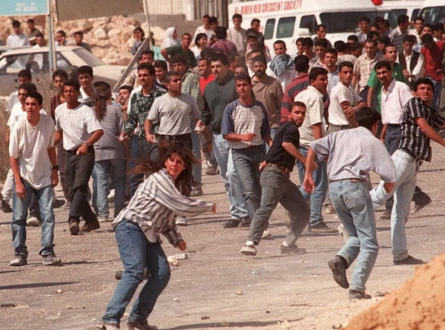 27 عاما على هبة النفق