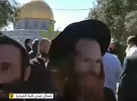 رقص وغناء وانتهاكات في الأقصى